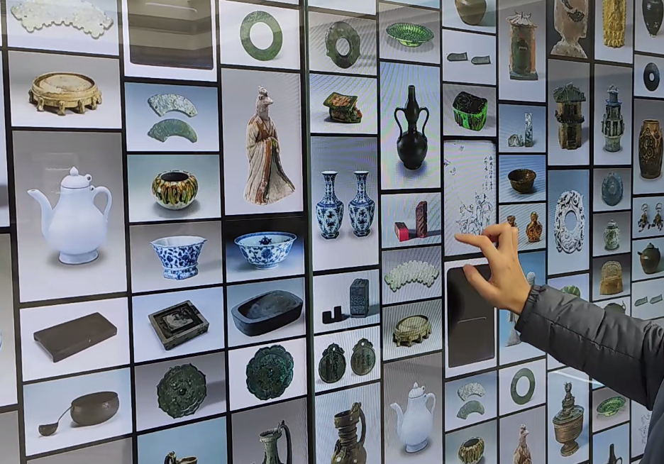 大屏魔墙互动技术：未来展示与交互的革新